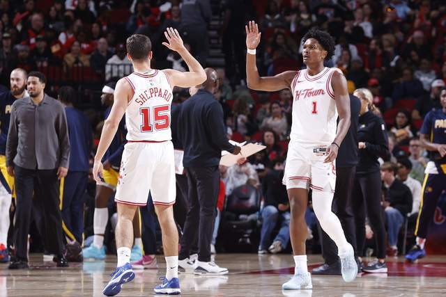 开云体育网址-火箭小将持续进步！近五场助攻数仅次东哈 已成值得信任的持球手