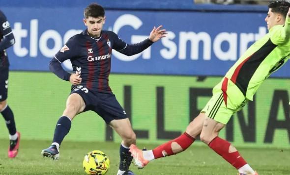 开云入口-加里多：拉玛西亚有太多天才了，进入一线队本身就非常困难